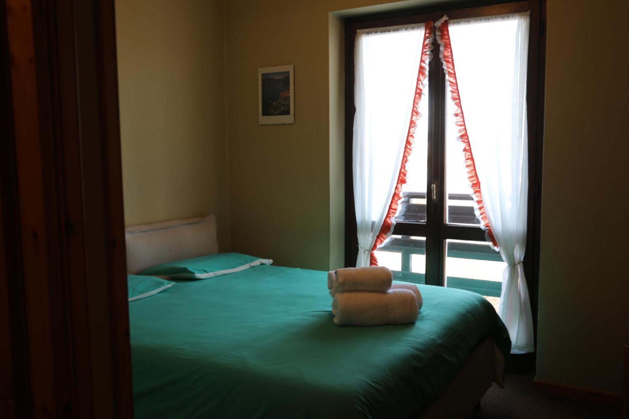 Albergo Casa Della Neve Stresa Exterior photo